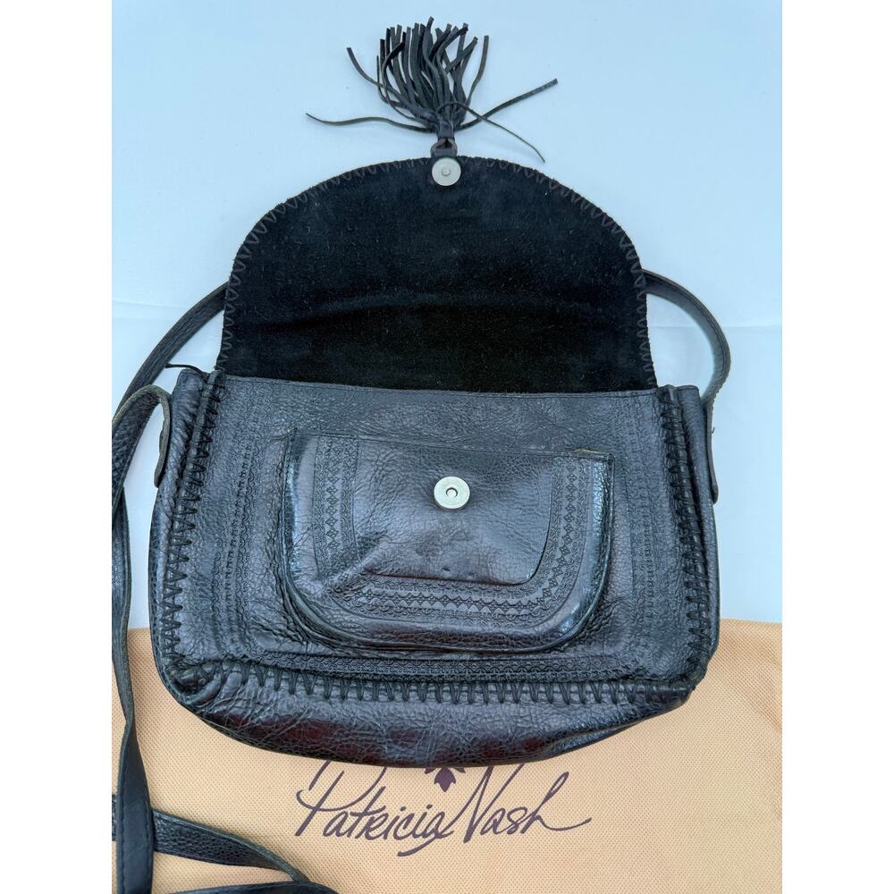 Patricia Nash Beaumont Black Tooled Leather Crossbody Bag Tassel Boho Western - Picture 3 of 13